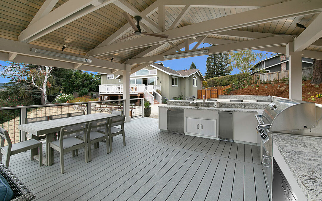 outdoor kitchen and dining table